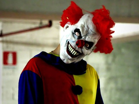 Name:  killer-clown-scare-prank_160614_1402928838_21_.jpg
Views: 440
Size:  32.2 KB