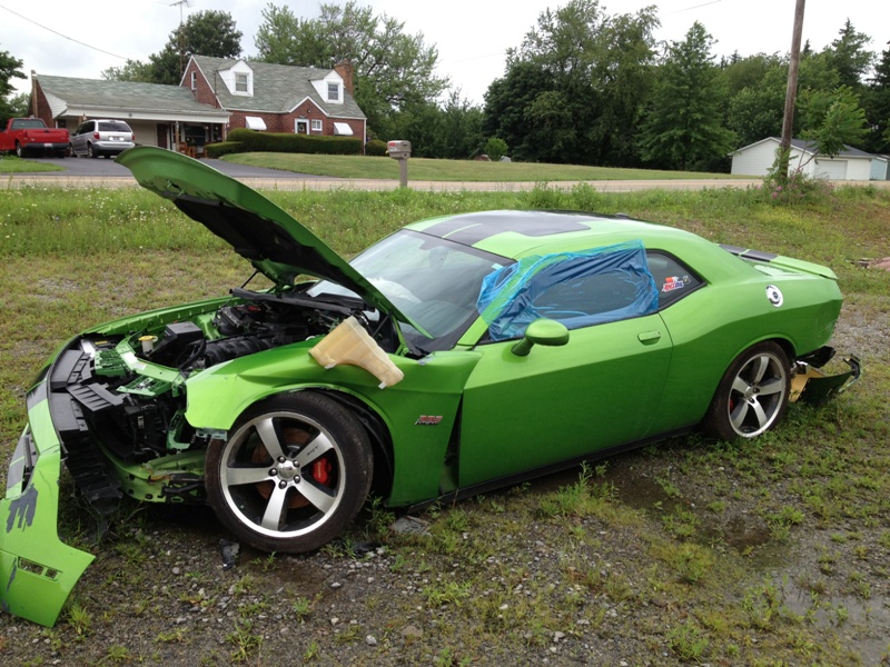 Name:  green-with-envy-Dodge-Challenger-SRT8-392-wreck-5_zps62f6593a.jpg
Views: 2942
Size:  251.8 KB