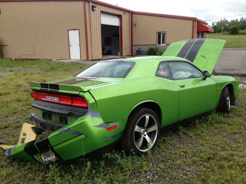 Name:  green-with-envy-Dodge-Challenger-SRT8-392-wreck-2_zps540566fc.jpg
Views: 961
Size:  208.9 KB